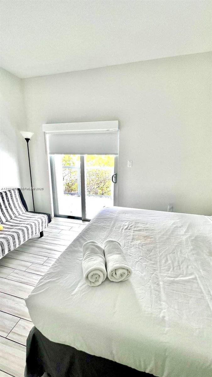 Emilia Edgewater · #502 in Miami - Photo 17