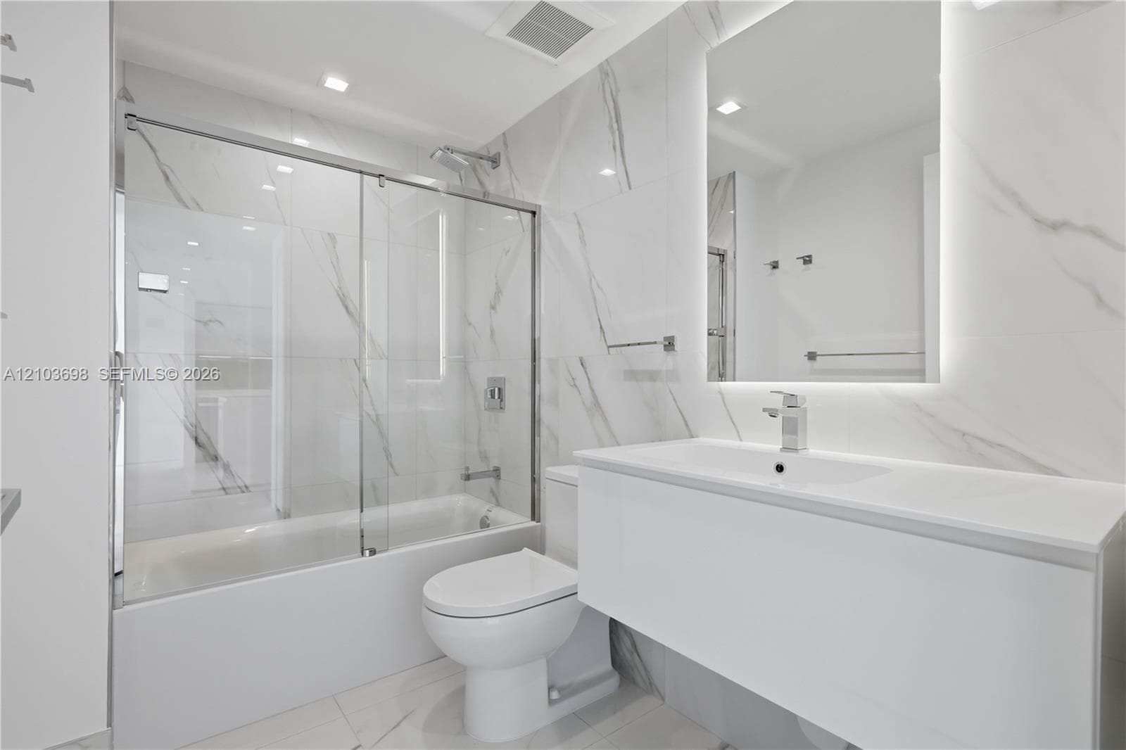 Oasis Hallandale · #1612 in Hallandale Beach - Photo 11