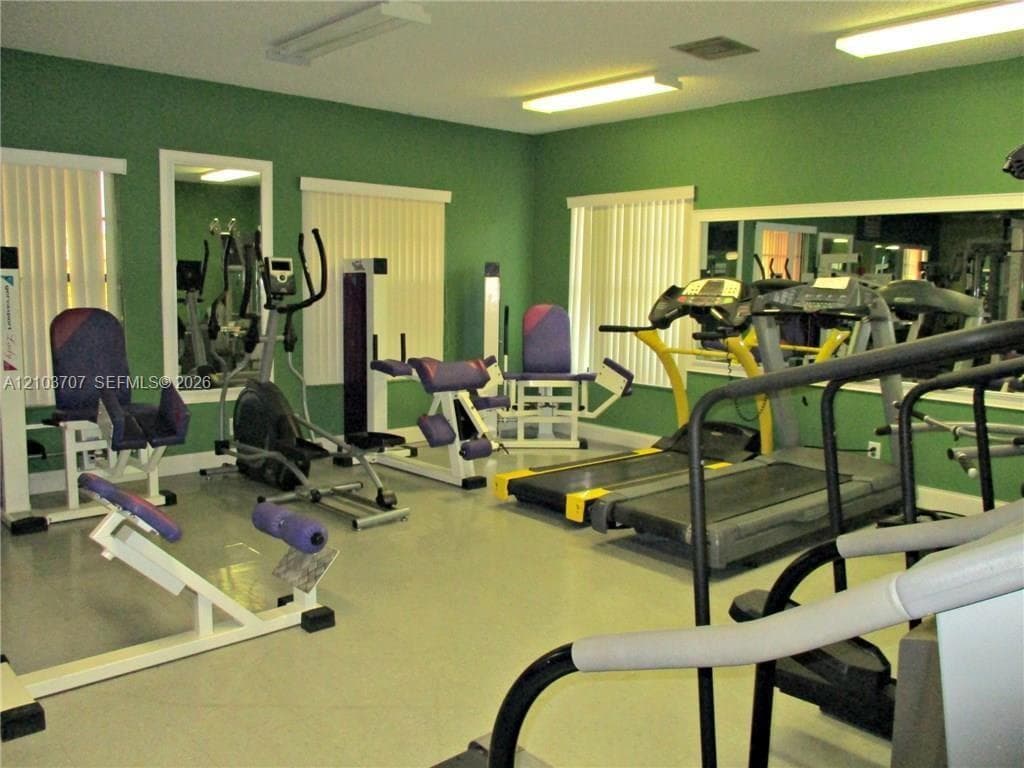BLUE LAKES · #501 in Pompano Beach - Photo 11