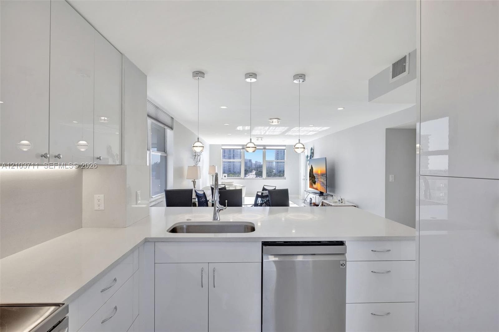 GRANADA HOUSE · #904 in Pompano Beach - Photo 4