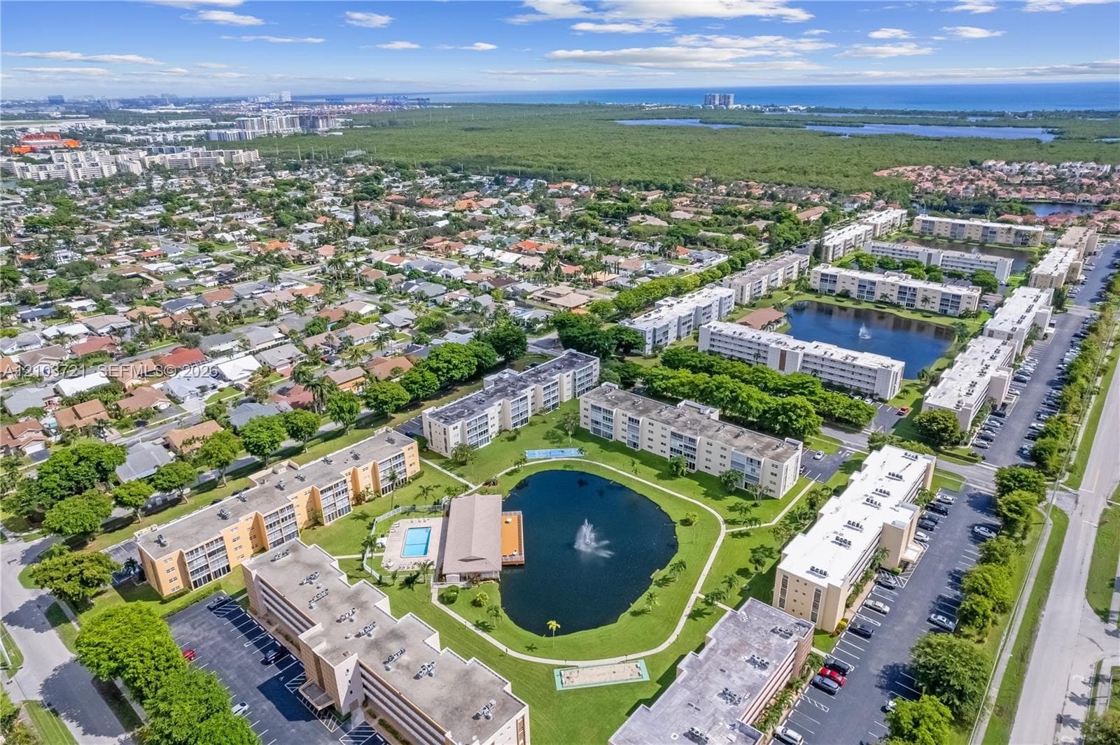 MEADOWBROOK LAKES CONDO · #303 in Dania Beach - Photo 34
