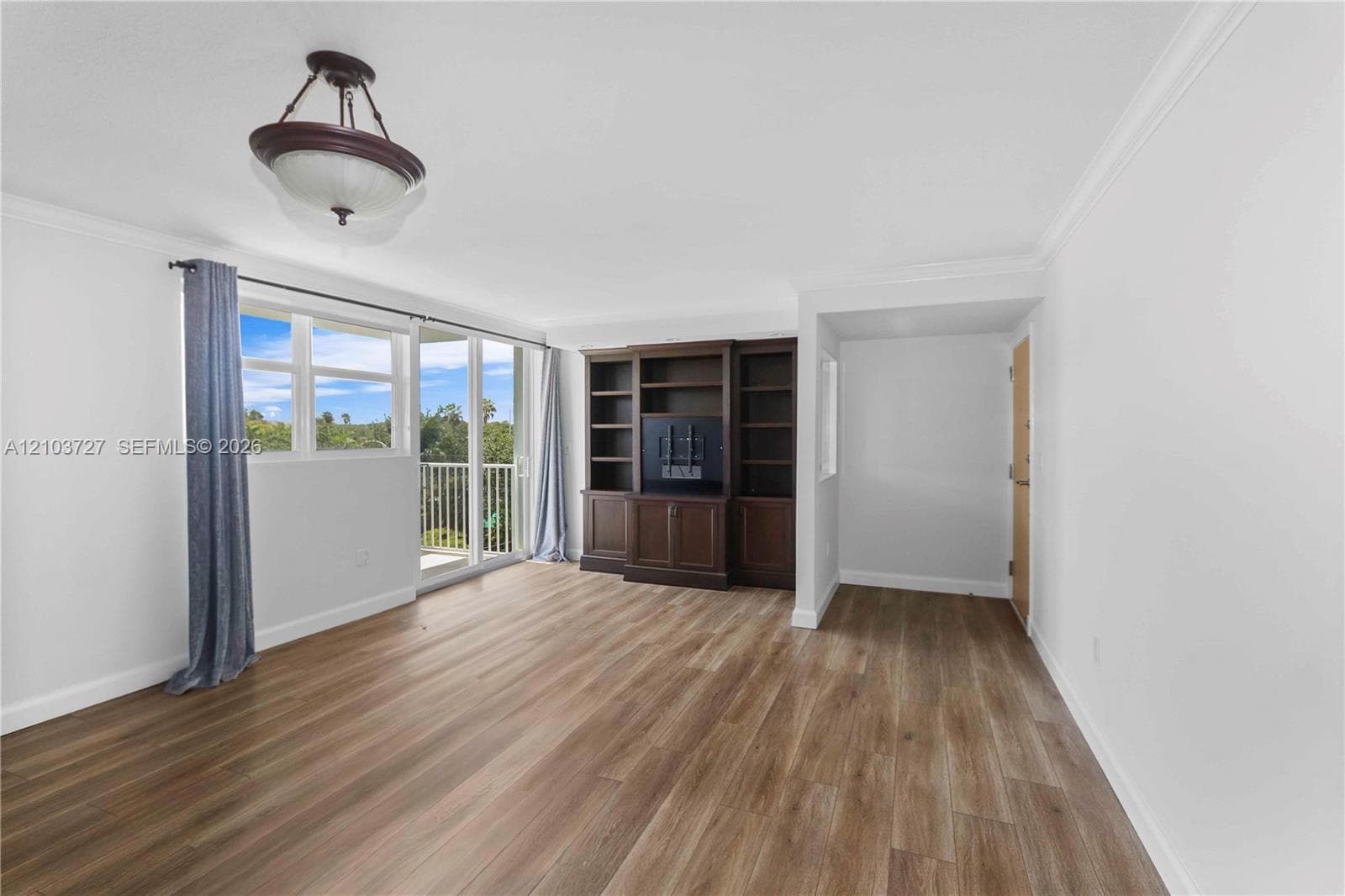 EASTERN PARKVIEW CONDO · #405 in North Miami Beach - Photo 8