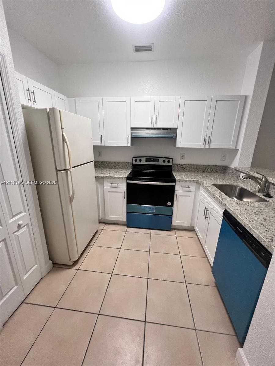 SHOMA HOMES AT COUNTRY CL · #201-23 in Hialeah - Photo 3