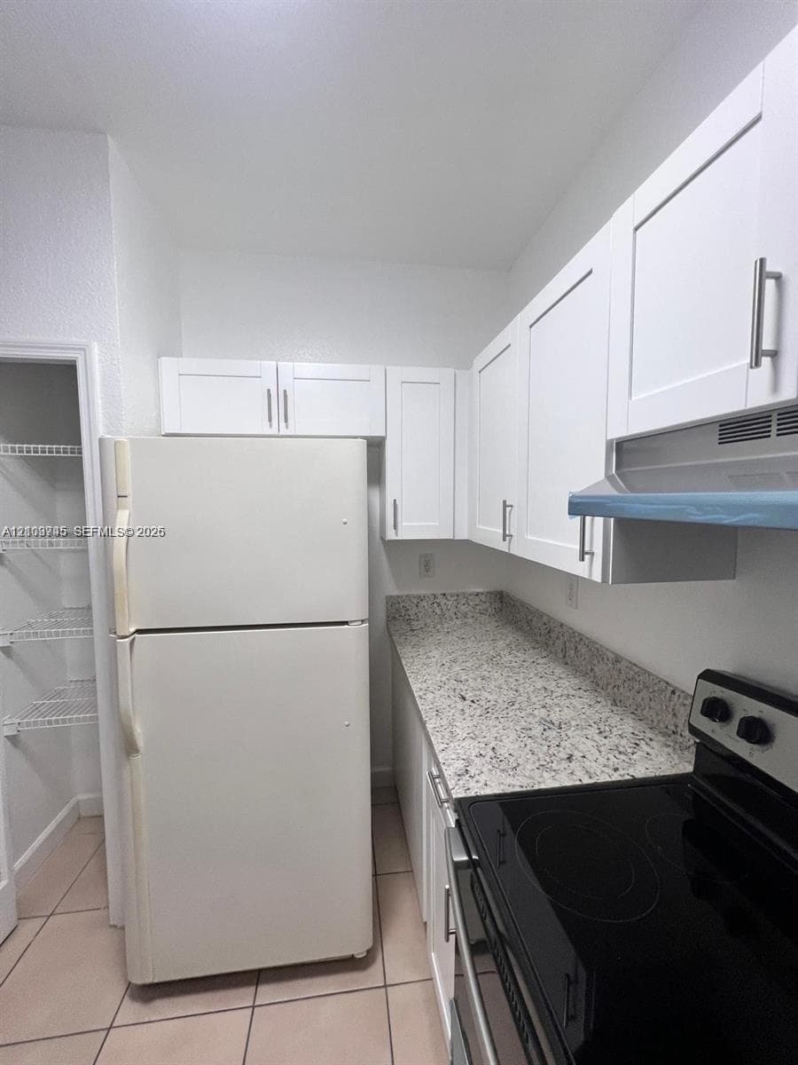 SHOMA HOMES AT COUNTRY CL · #201-23 in Hialeah - Photo 4