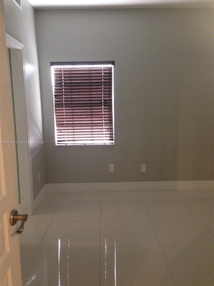 LA HACIENDA COUNTRY CLUB · #N in Hialeah - Photo 12