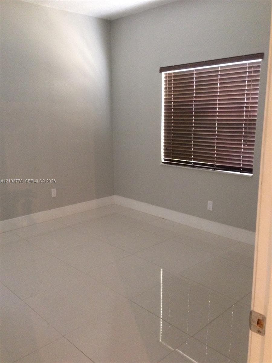 LA HACIENDA COUNTRY CLUB · #N in Hialeah - Photo 11