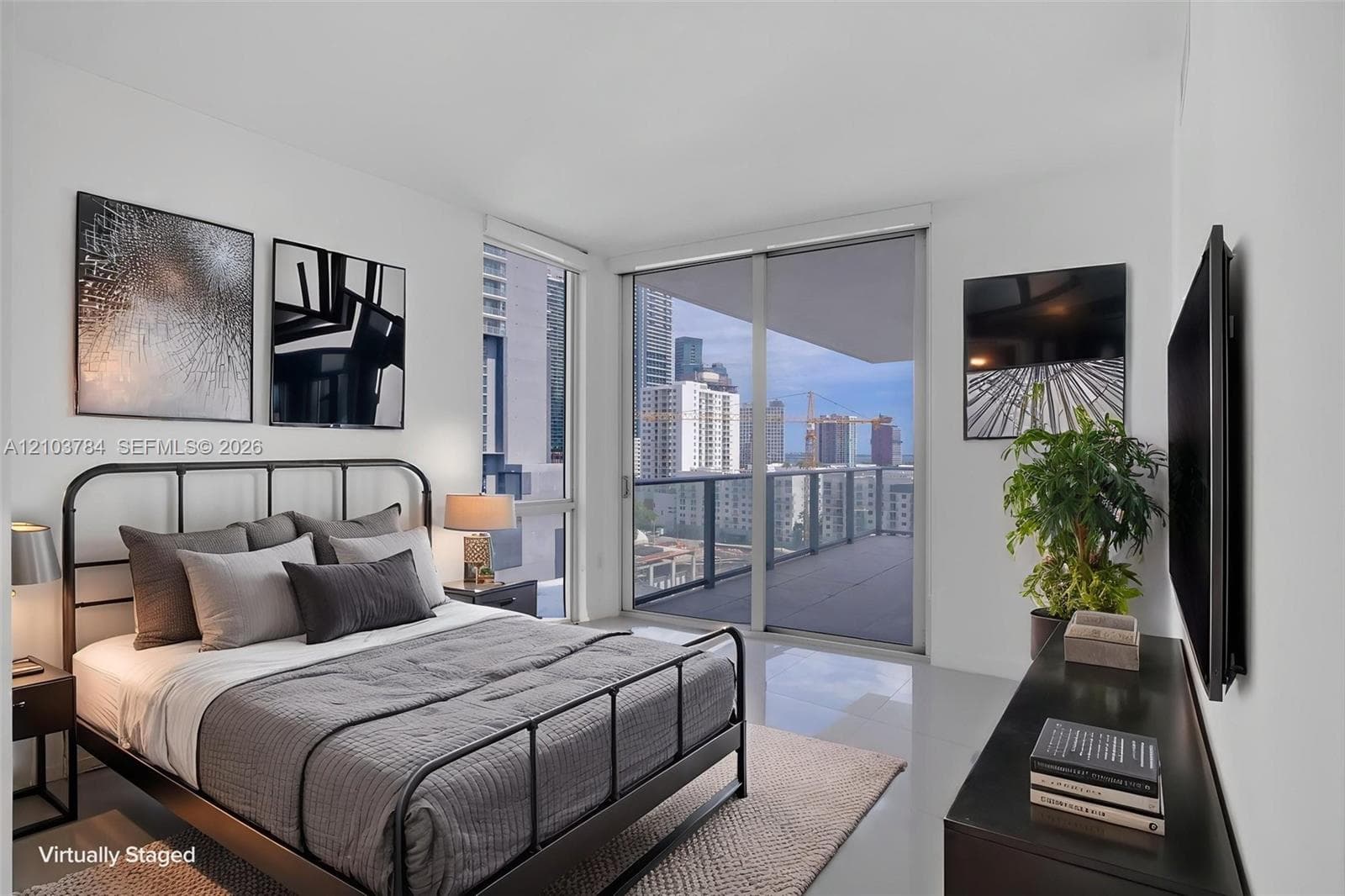 Brickell Ten · #1003 in Miami - Photo 17