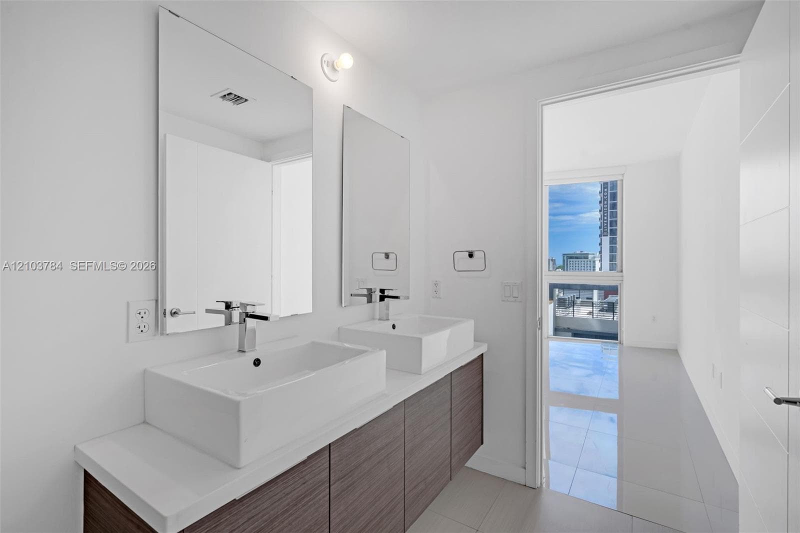Brickell Ten · #1003 in Miami - Photo 26