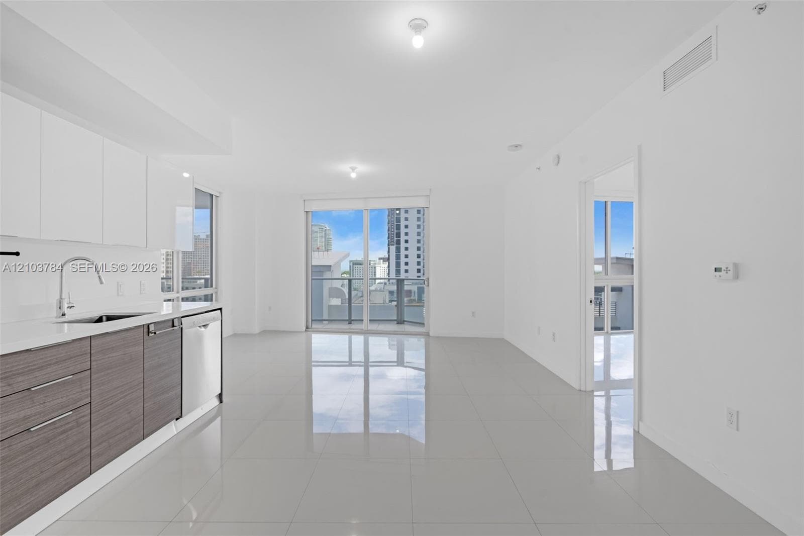 Brickell Ten · #1003 in Miami - Photo 8