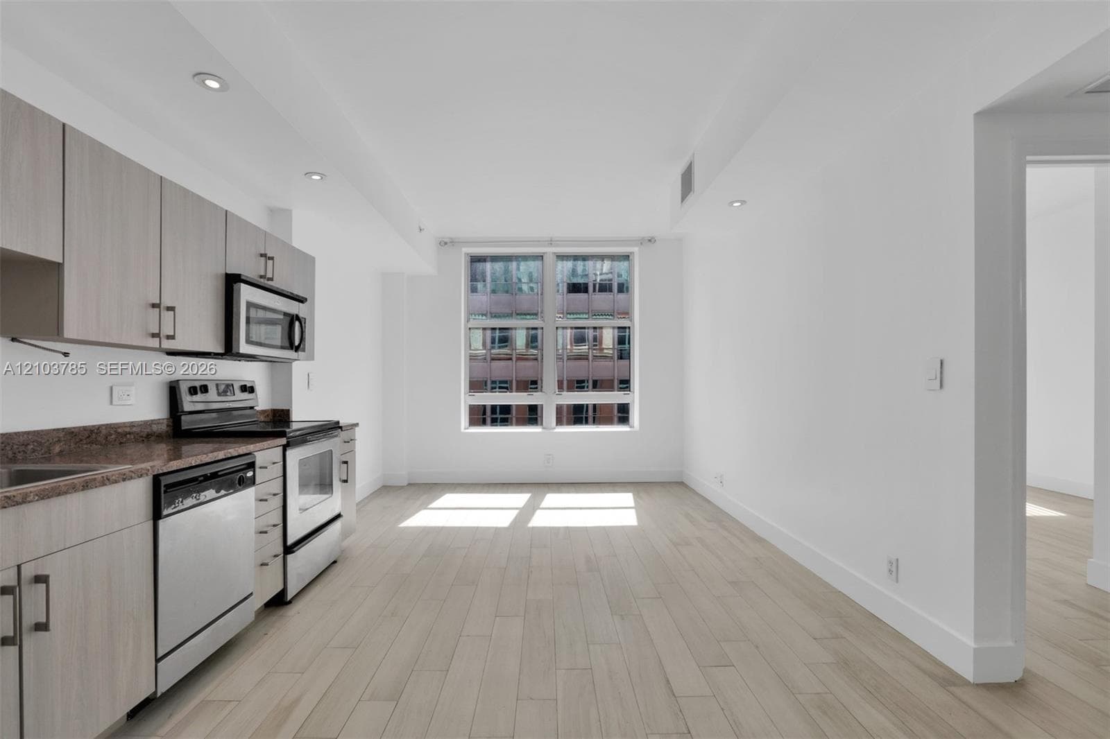 Flagler First Condo · #902 in Miami - Photo 3