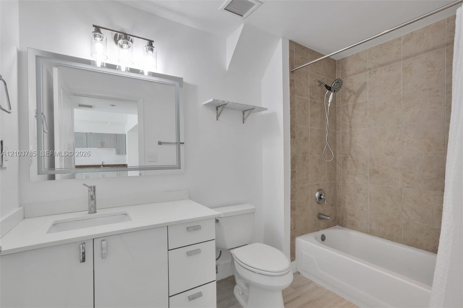 Flagler First Condo · #902 in Miami - Photo 9