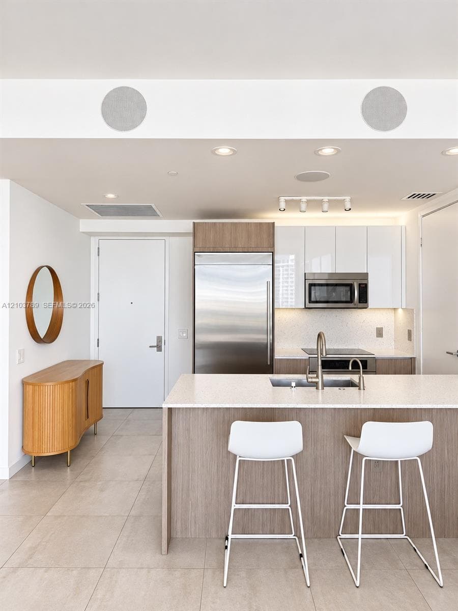 Brickell House · #3805 in Miami - Photo 13