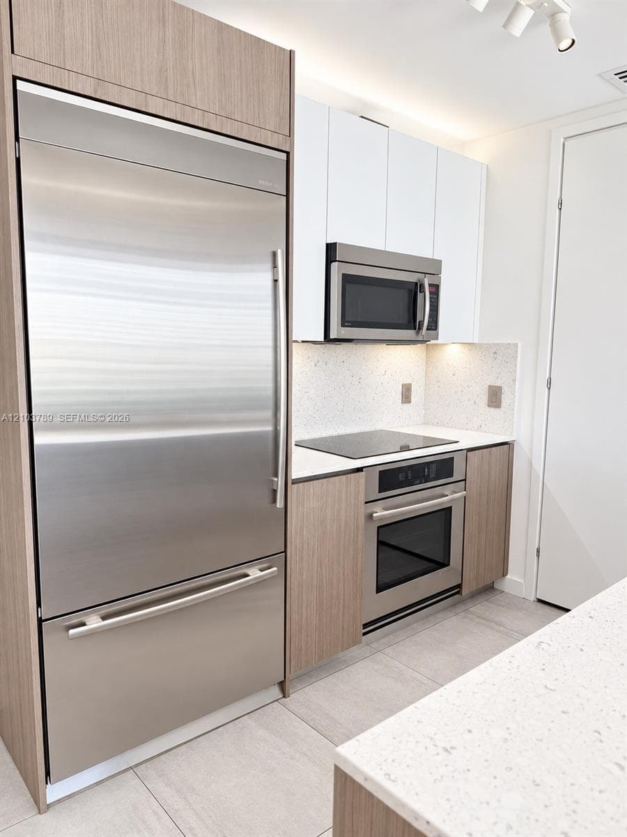 Brickell House · #3805 in Miami - Photo 18