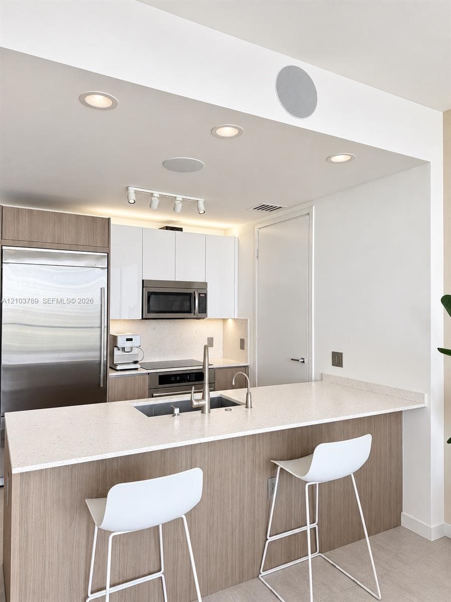 Brickell House · #3805 in Miami - Photo 15