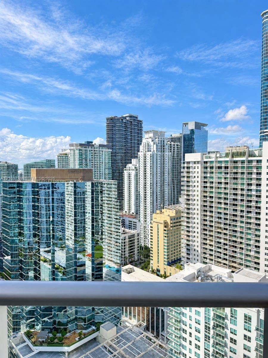 Brickell House · #3805 in Miami - Photo 39