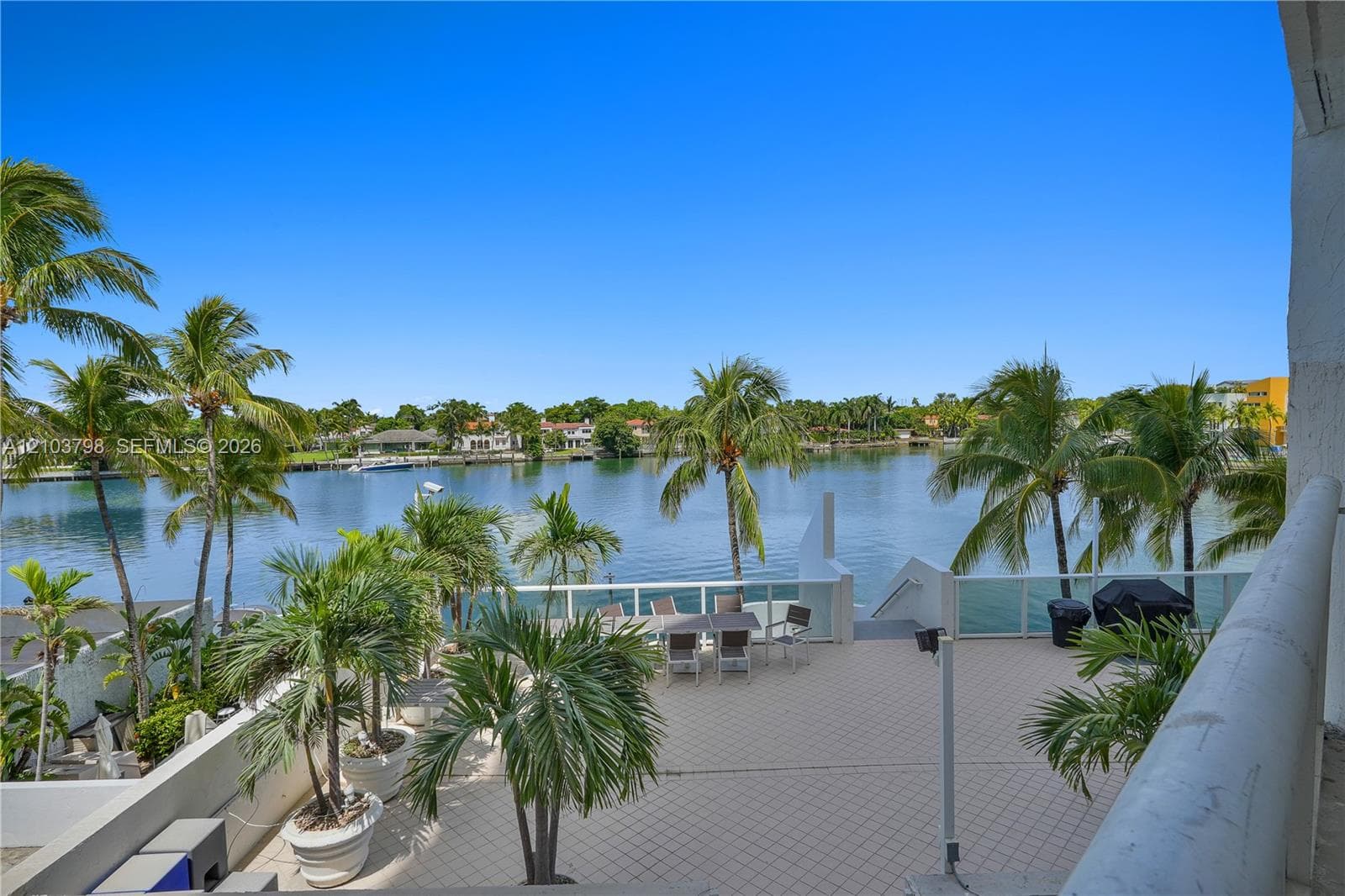 LA RIVE GAUCHE CONDO · #403 in Miami Beach - Photo 7