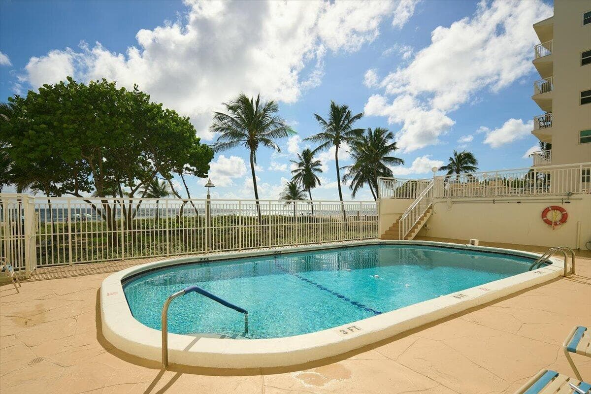 30-901 S Surf Rd, Hollywood, FL, 33019 -