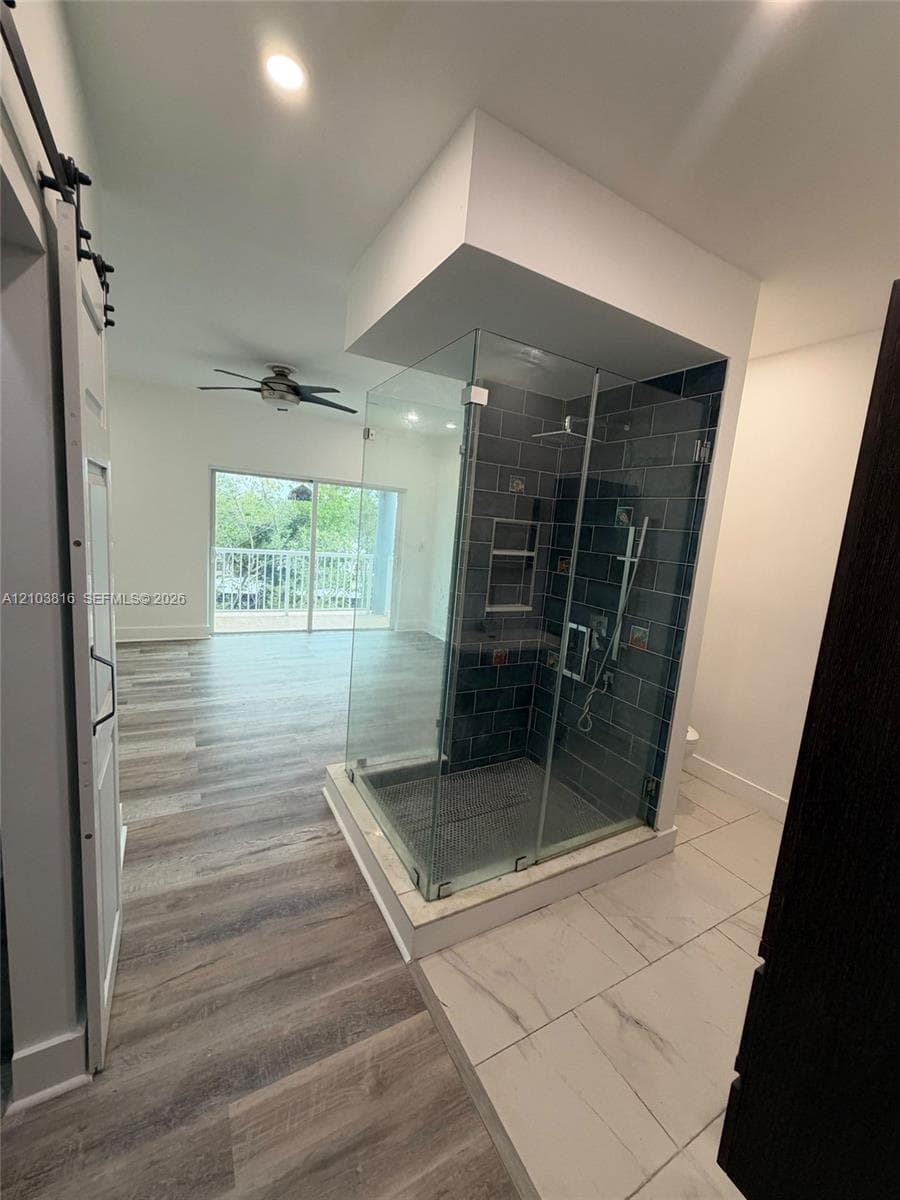 2408 NE 135th St #2408 photo 16