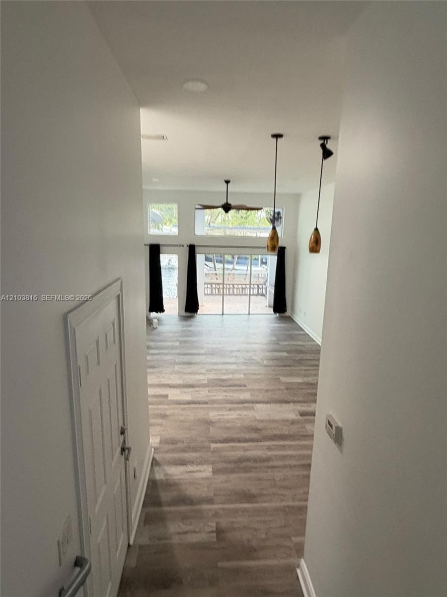 2408 NE 135th St #2408 photo 18