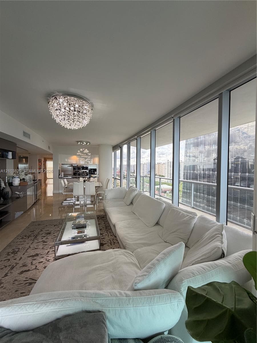 Jade Ocean · #1608 in Sunny Isles Beach - Photo 9