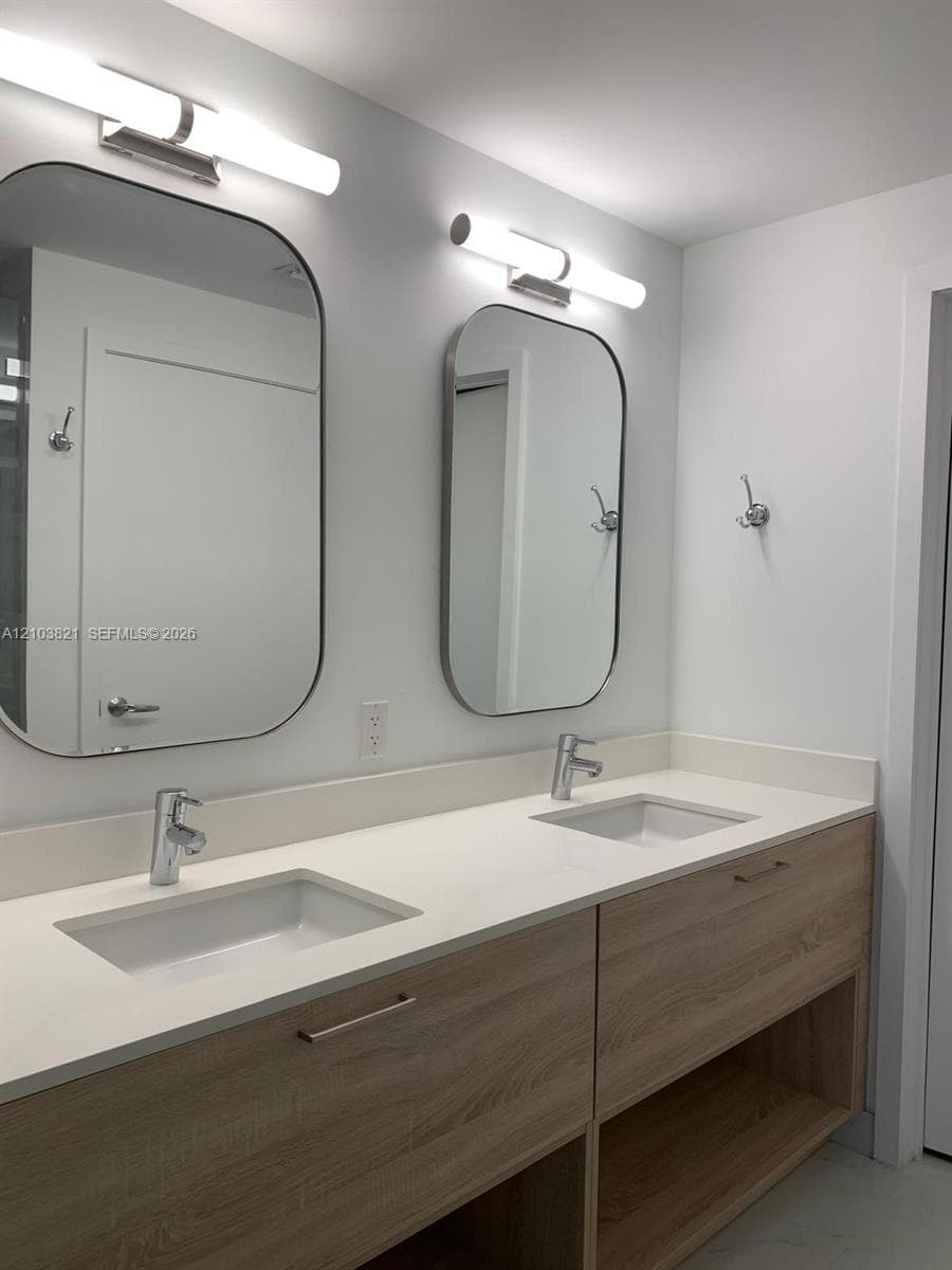THE HARBOUR NORTH CONDO · #2302 in North Miami Beach - Photo 9