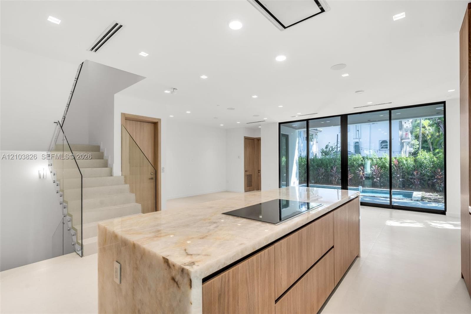 3171 matilda st #3173 photo 9