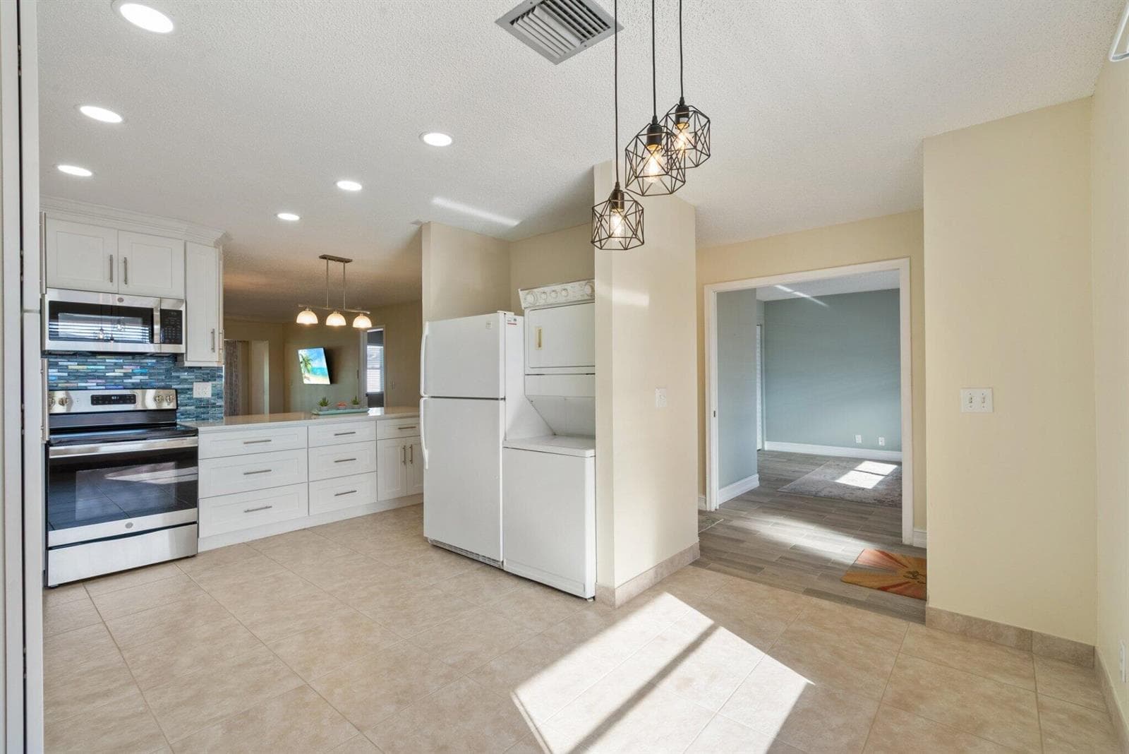 Eat in Kitchen Area