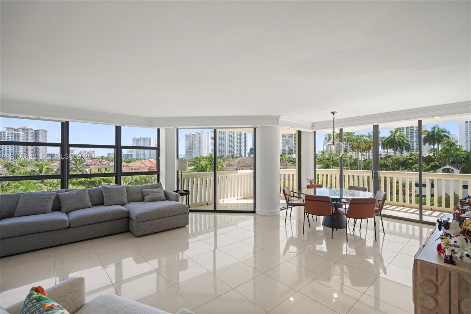 2000 Williams Island · #504 in Aventura - Photo 2