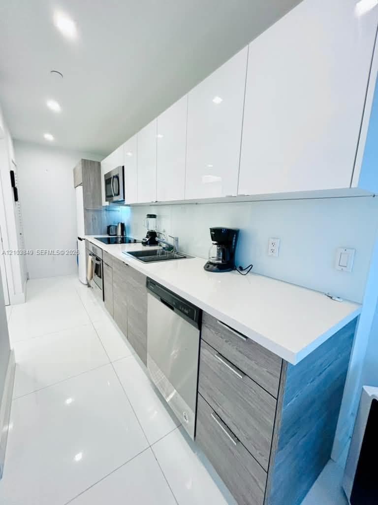 The Decoplage · #1645 in Miami Beach - Photo 5