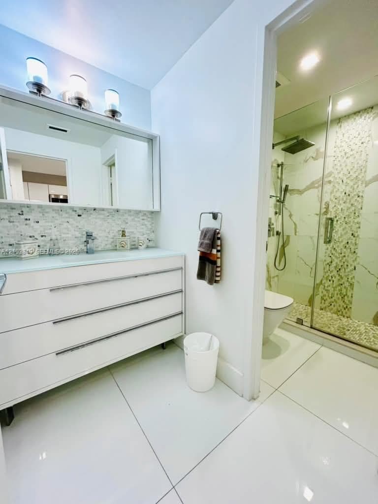 The Decoplage · #1645 in Miami Beach - Photo 10
