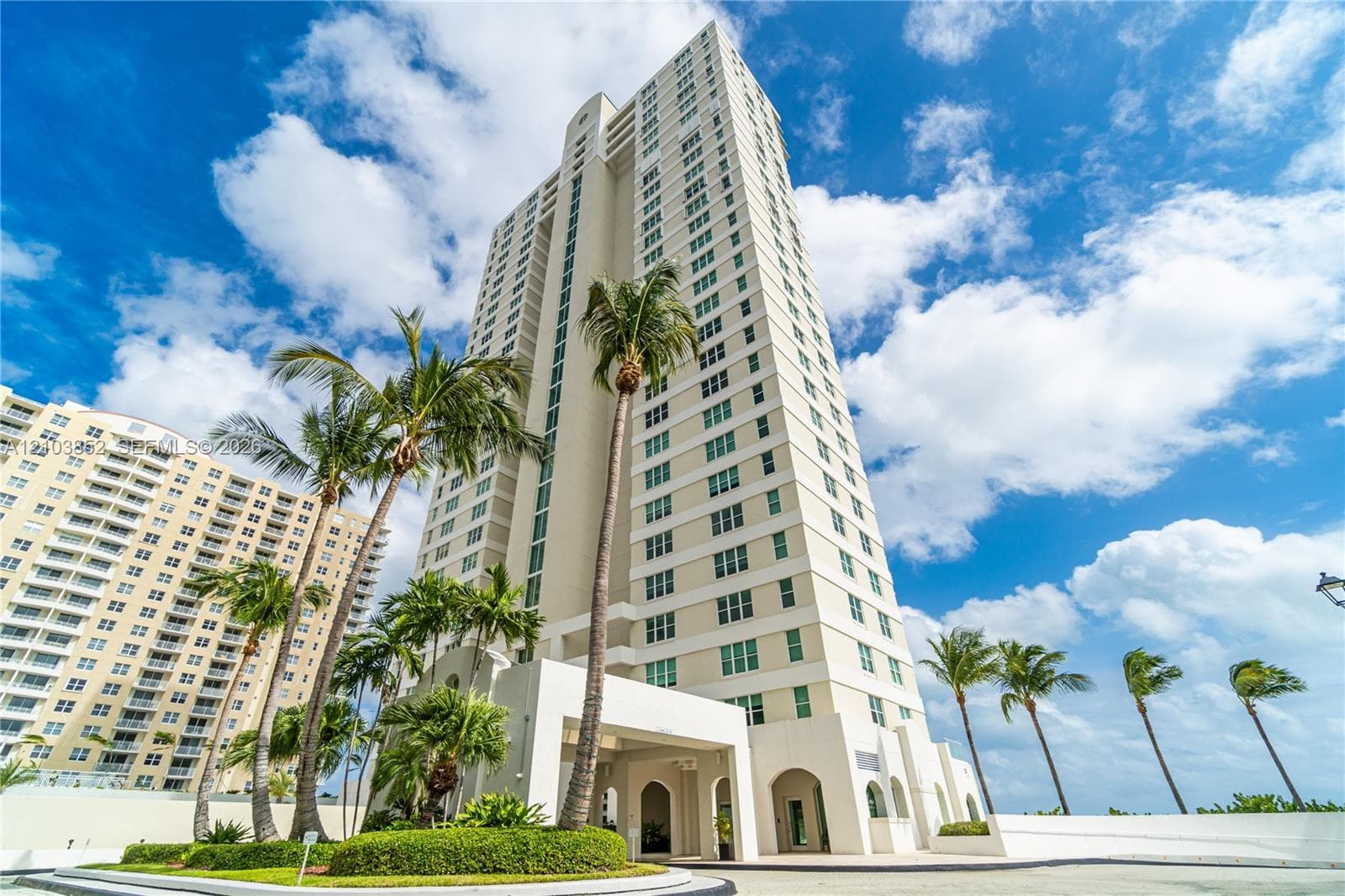 St Louis · #1804 in Miami - Photo 27