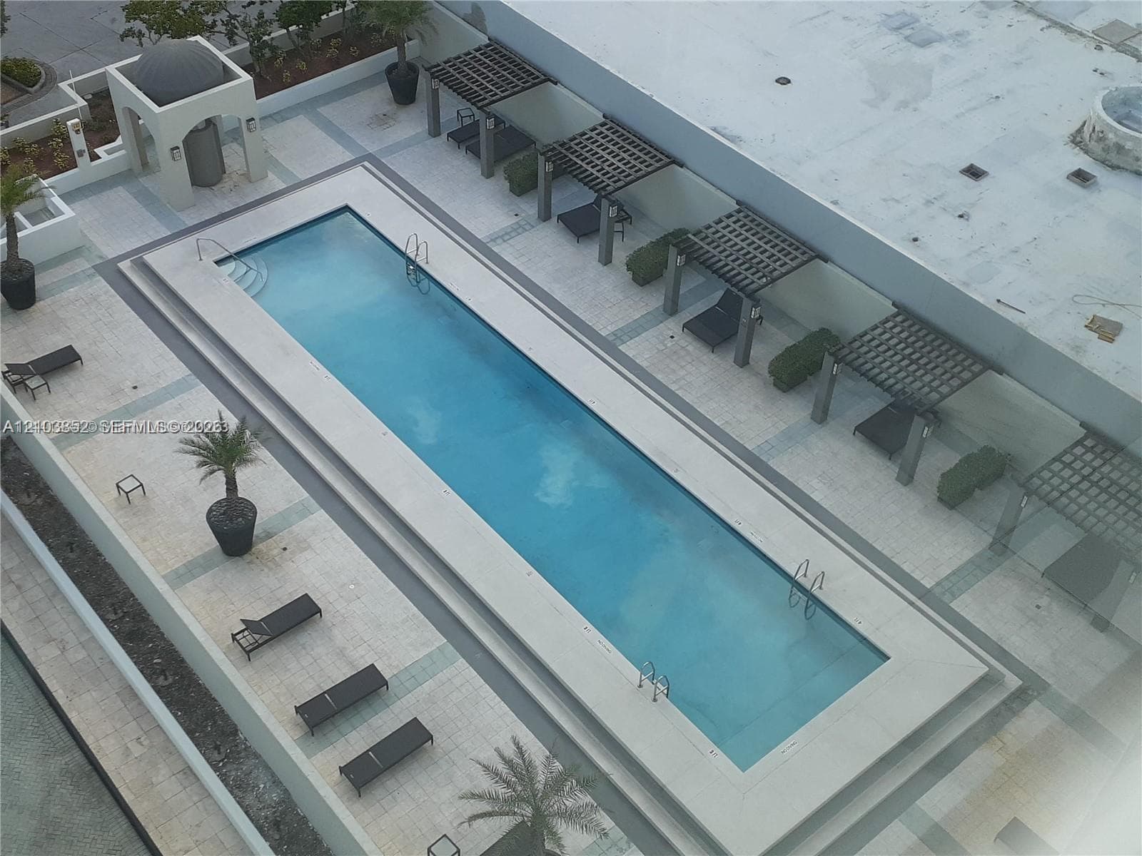 St Louis · #1804 in Miami - Photo 20
