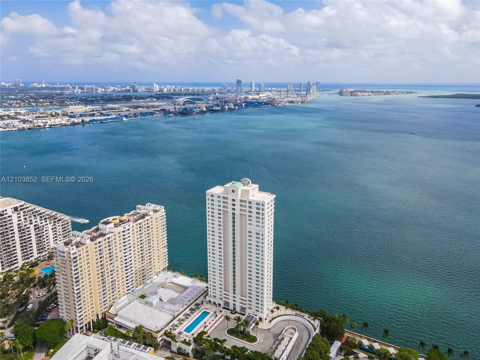 St Louis · #1804 in Miami - Photo 33