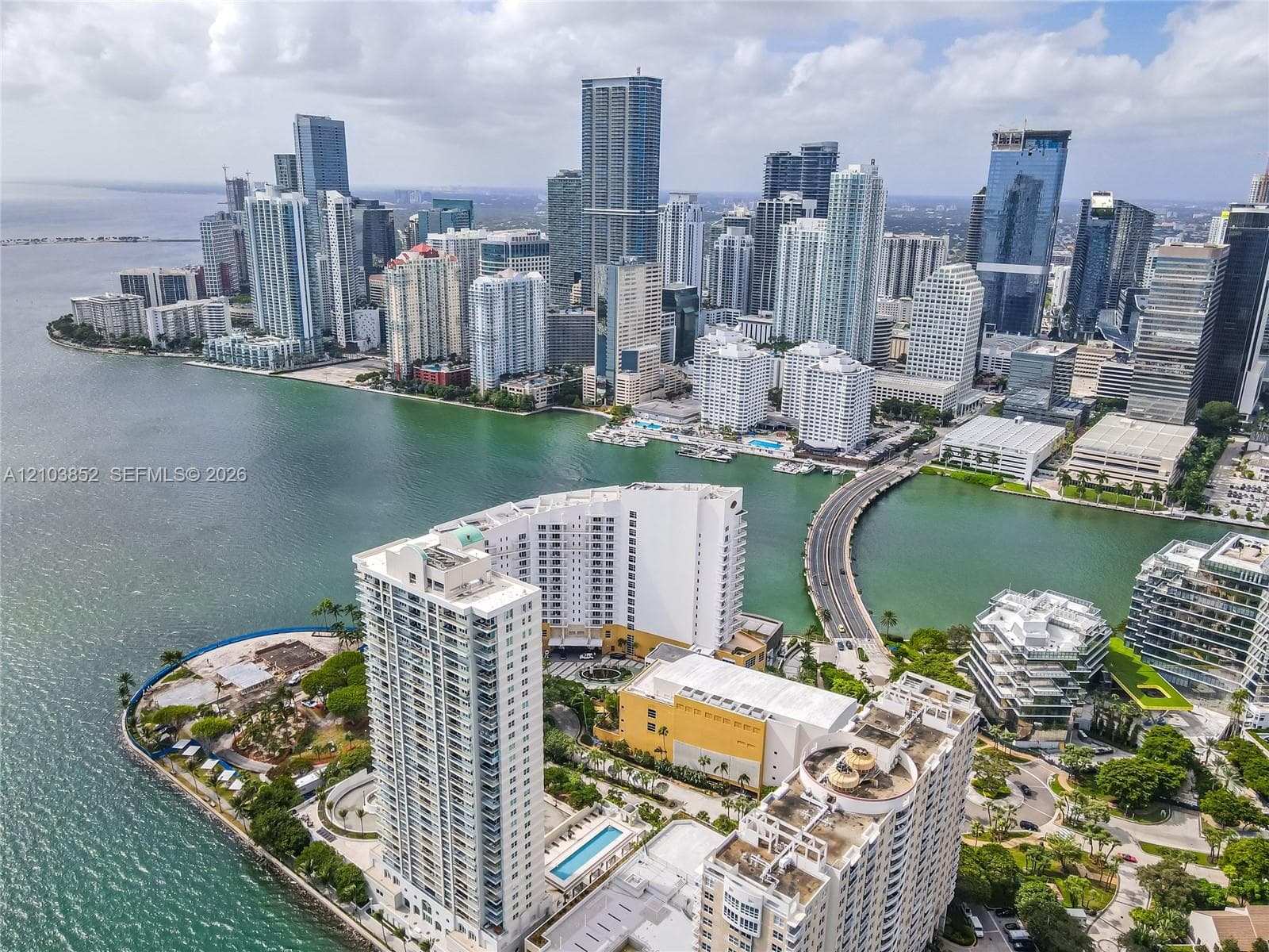 St Louis · #1804 in Miami - Photo 4
