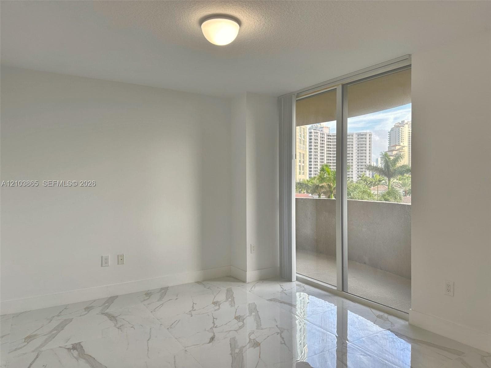 TURNBERRY ON THE GREEN CO · #406 in Aventura - Photo 7