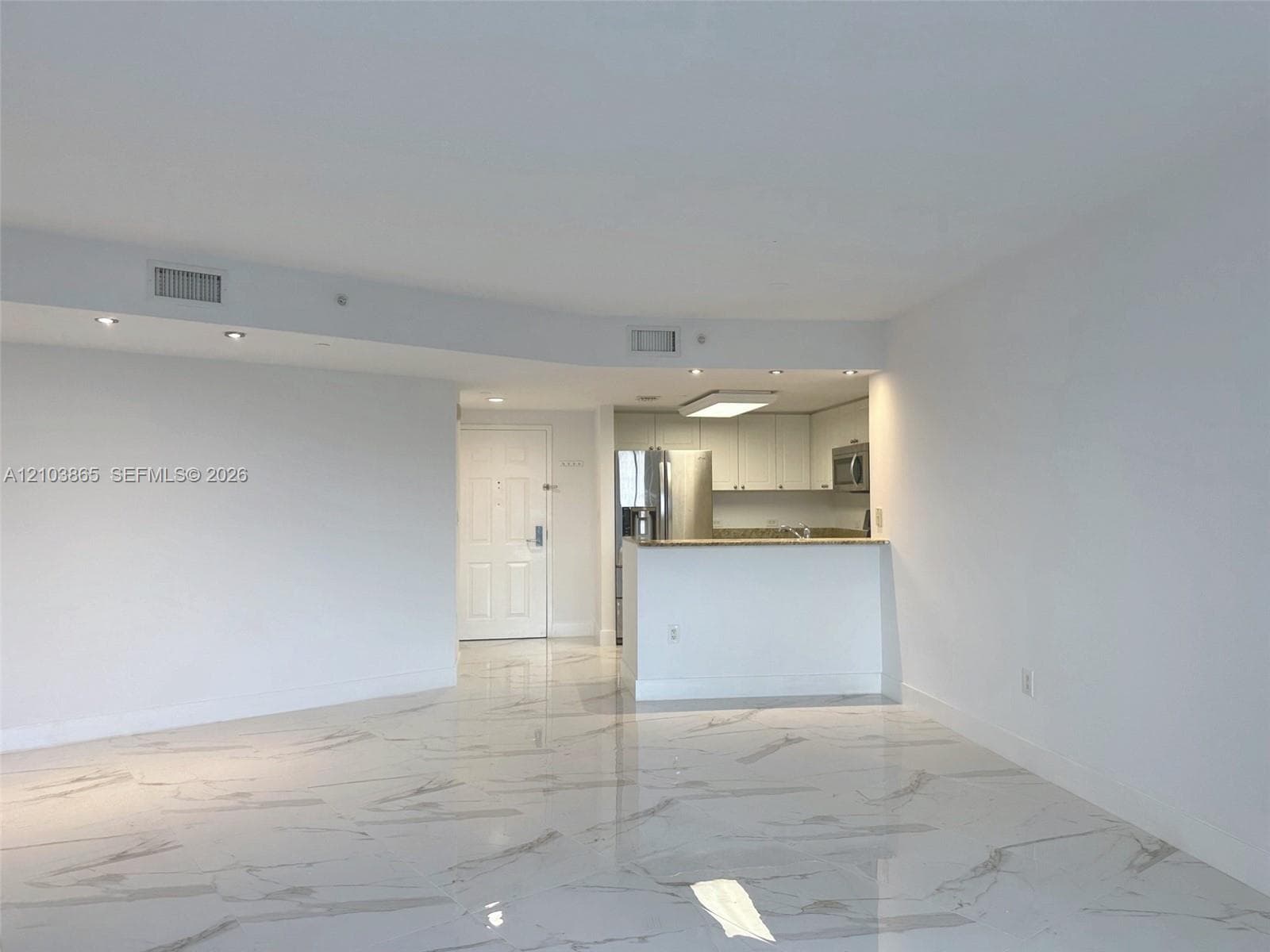TURNBERRY ON THE GREEN CO · #406 in Aventura - Photo 4