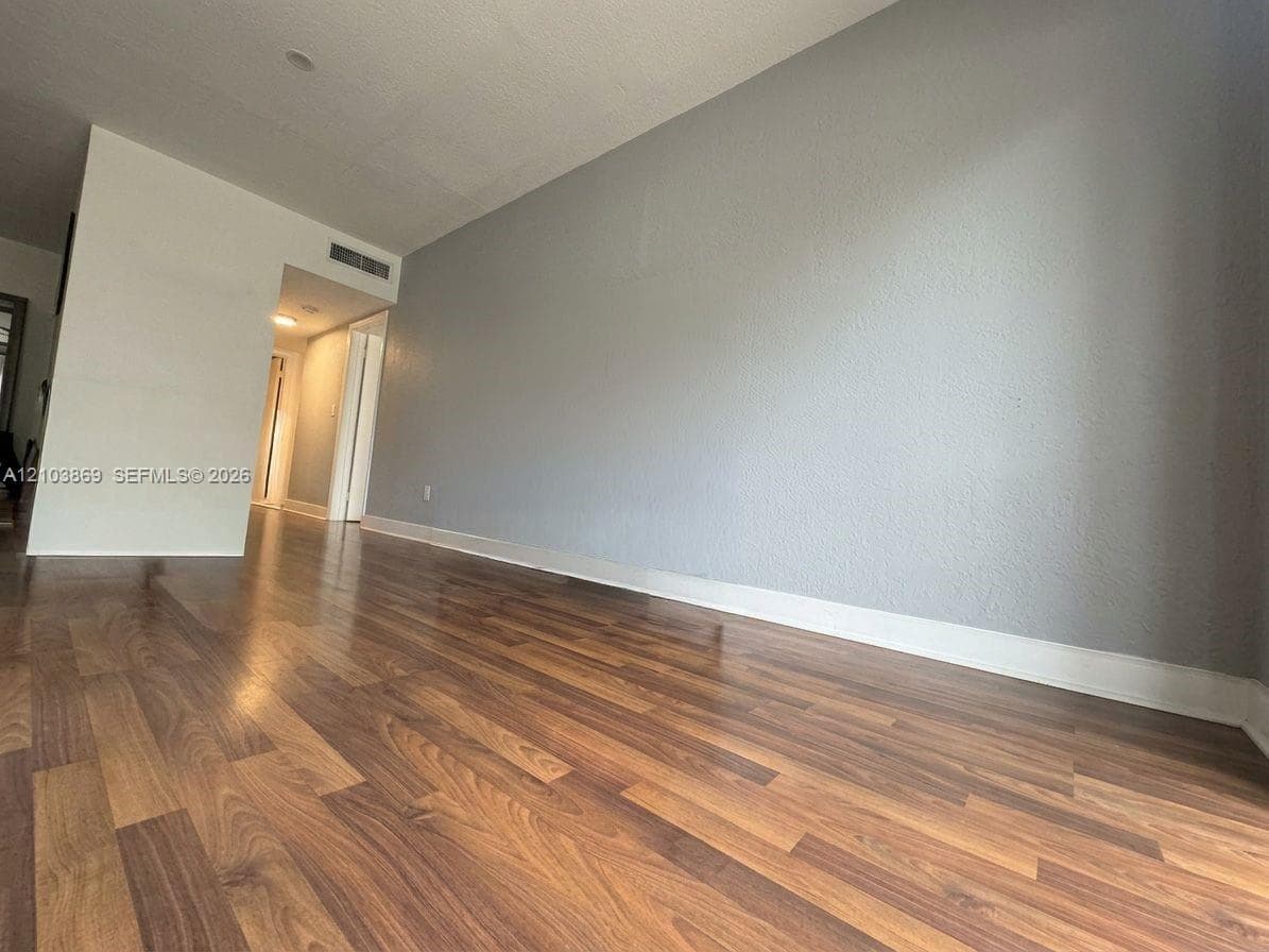 SOUTHERN STAR CONDO · #24 in Bay Harbor Islands - Photo 2