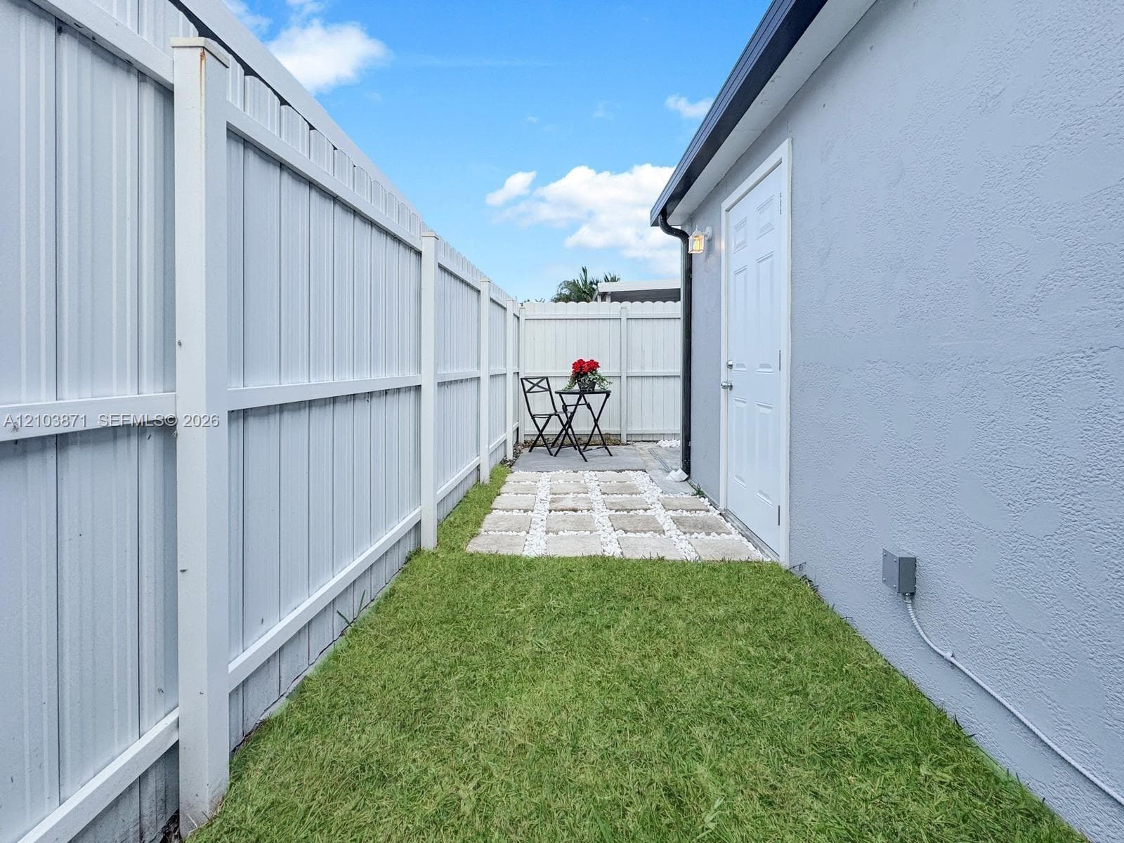 GOLDEN EAGLE ESTATES SEC · #1 in Hialeah Gardens - Photo 8