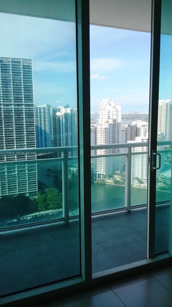 The Plaza on Brickell East · #4008 in Miami - Photo 2
