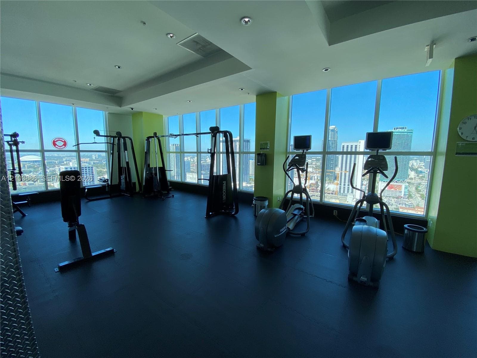 Loft Downtown II · #2517 in Miami - Photo 10