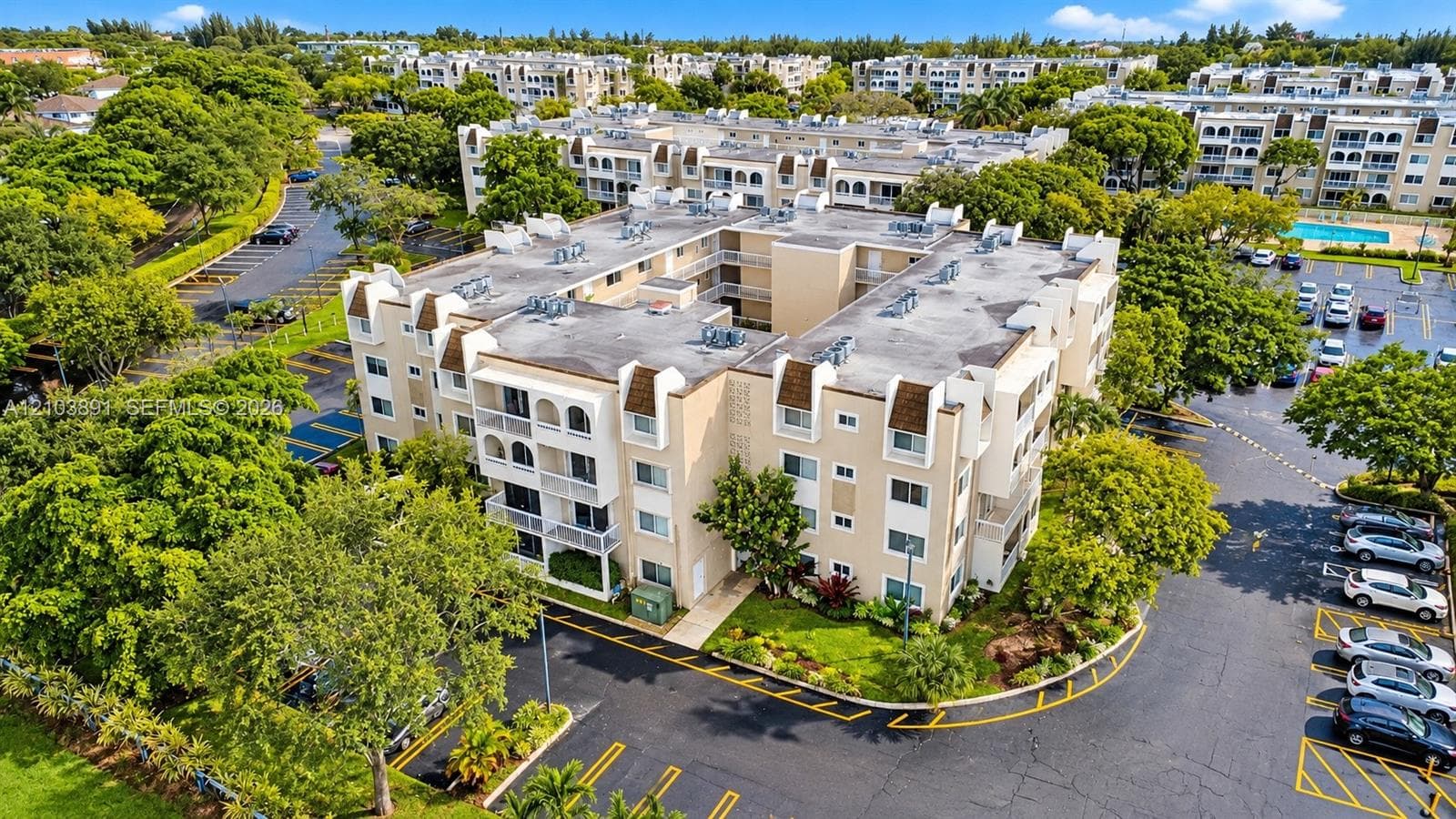 VILLAGE OF KINGS CREEK CO · #P-110 in Miami - Photo 19