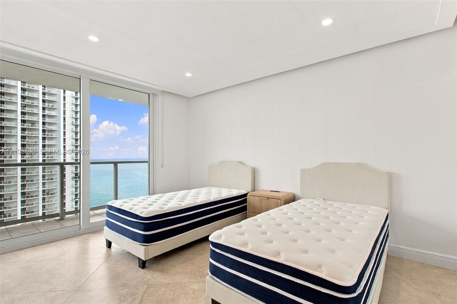 Oceania III · #2235 in Sunny Isles Beach - Photo 23