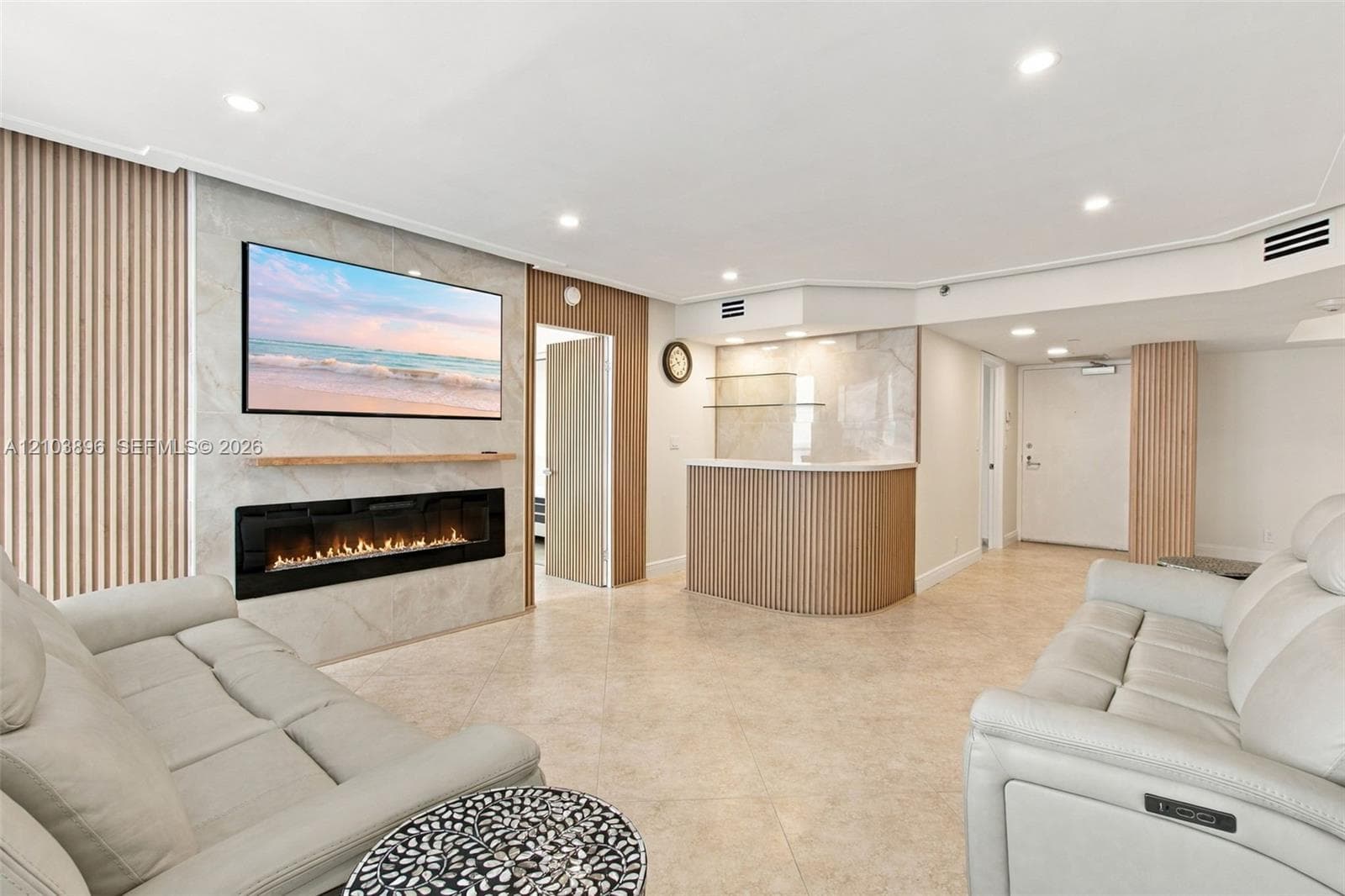 Oceania III · #2235 in Sunny Isles Beach - Photo 9