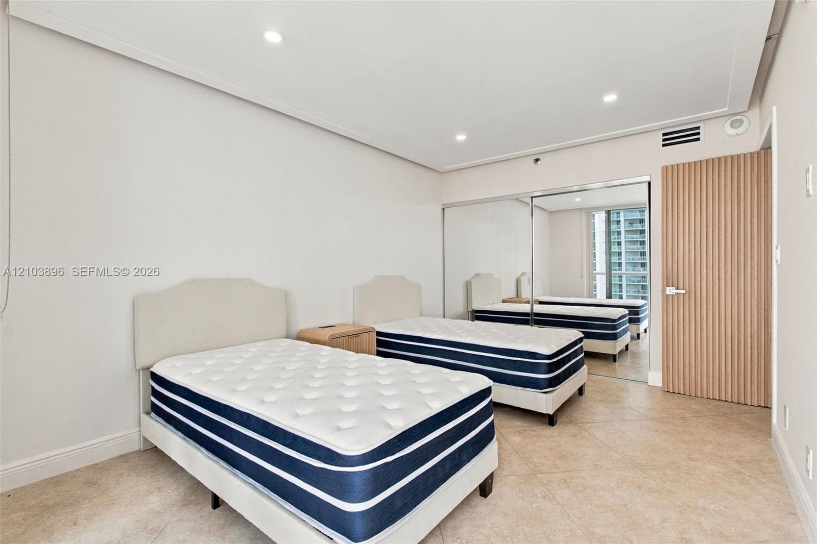 Oceania III · #2235 in Sunny Isles Beach - Photo 24