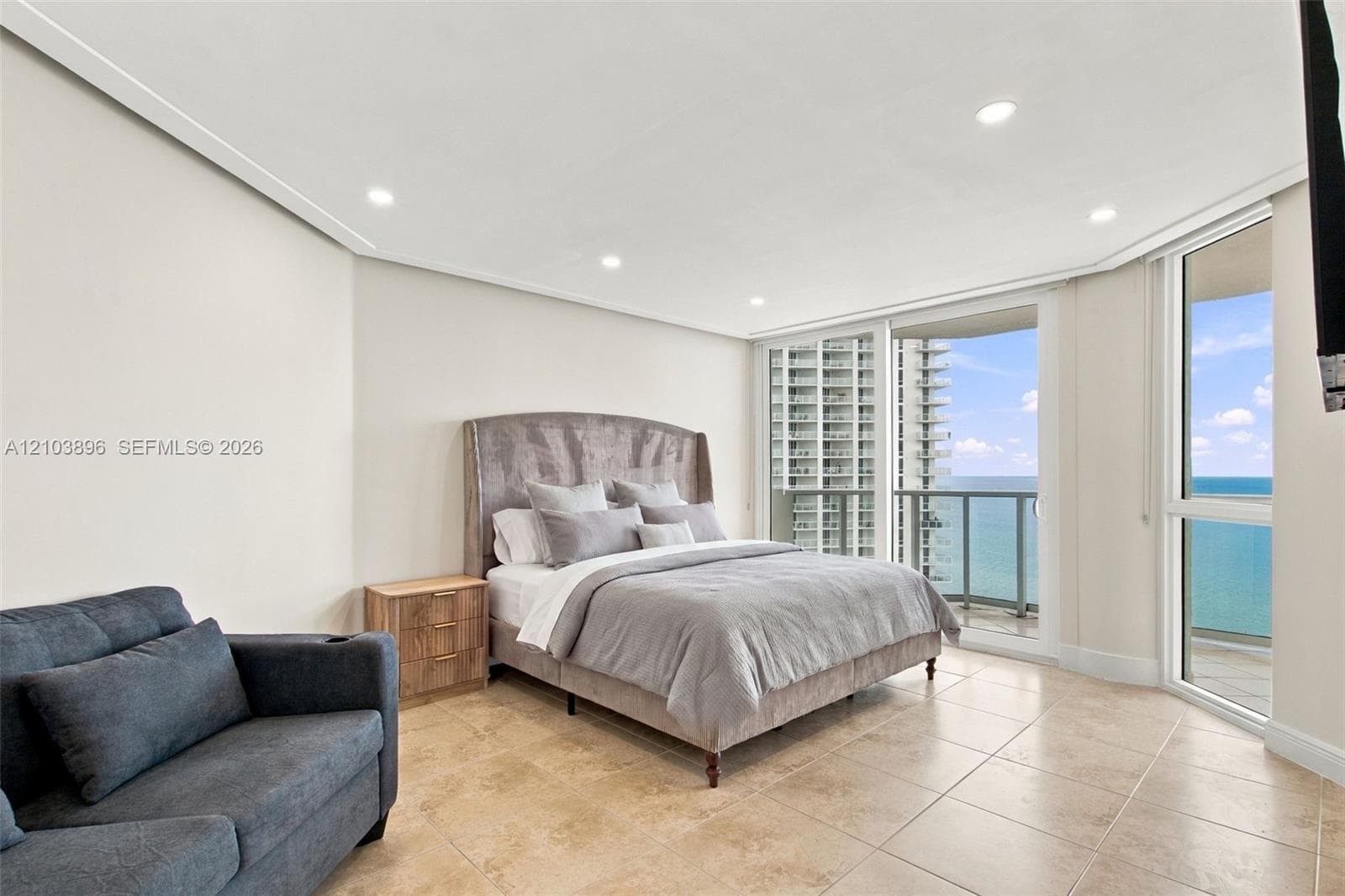 Oceania III · #2235 in Sunny Isles Beach - Photo 18