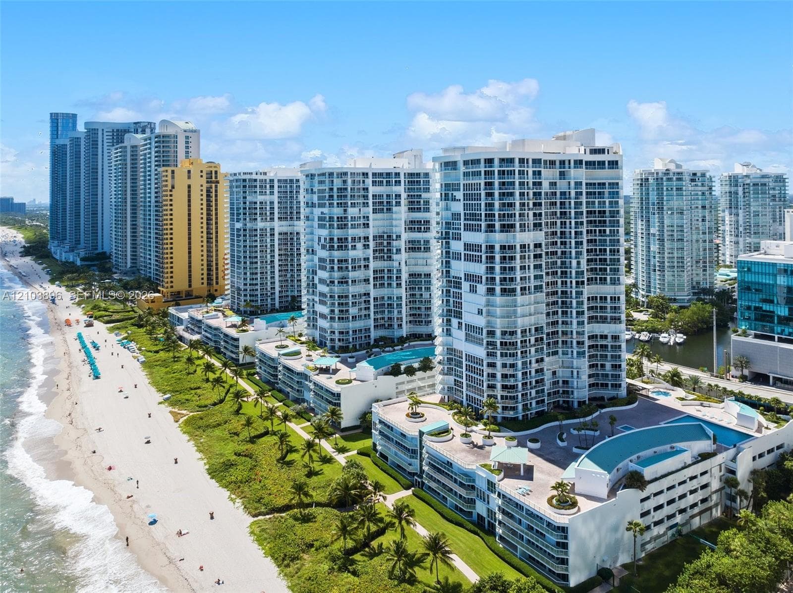 Oceania III · #2235 in Sunny Isles Beach - Photo 37