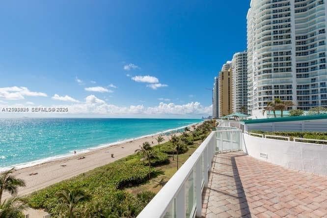 Oceania III · #2235 in Sunny Isles Beach - Photo 29
