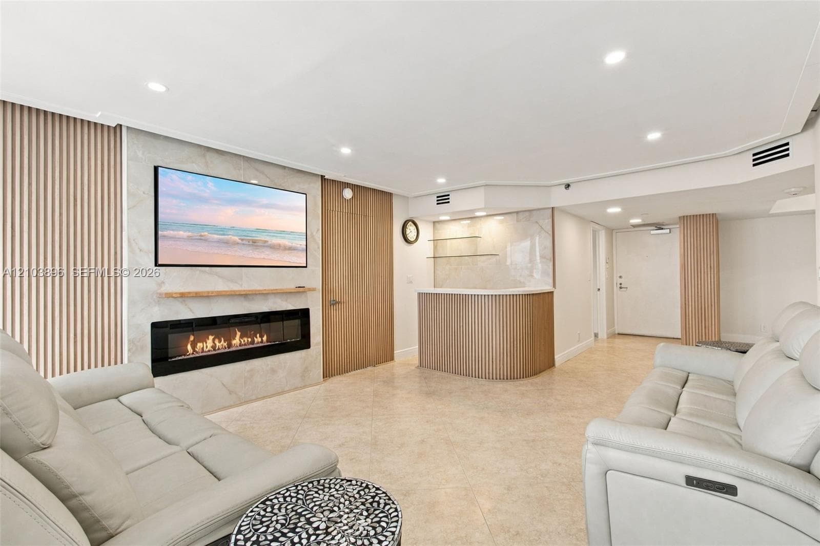 Oceania III · #2235 in Sunny Isles Beach - Photo 8