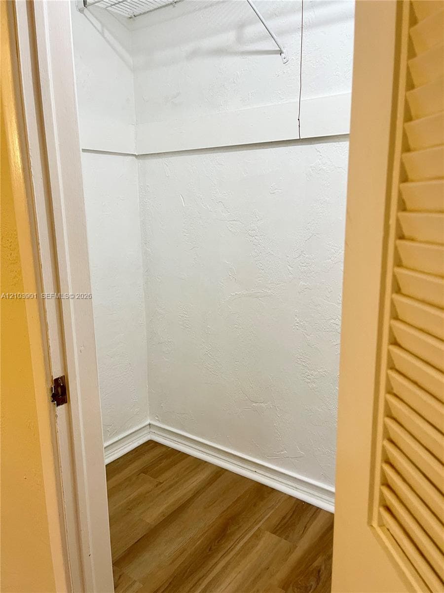 White Hall · #12-B in Bal Harbour - Photo 6