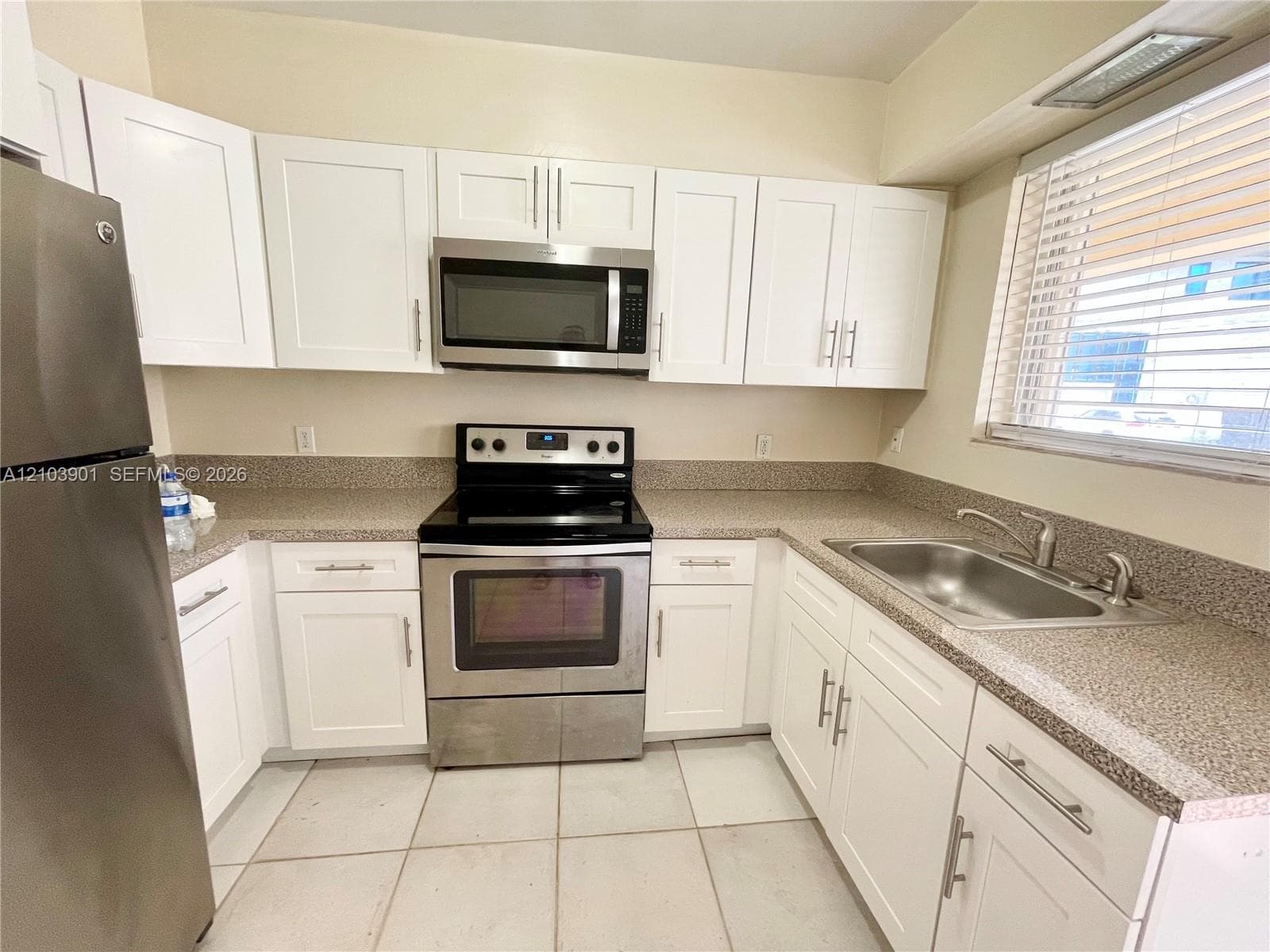 White Hall · #12-B in Bal Harbour - Photo 10